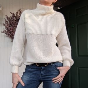 Elsamanda wool/ alpaca knit sweater, medium